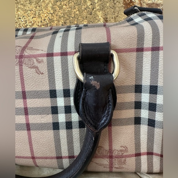 PRE-LOVED Authentic Burberry Vintage Checks Medium Bowling Bag - Picture 4 of 16